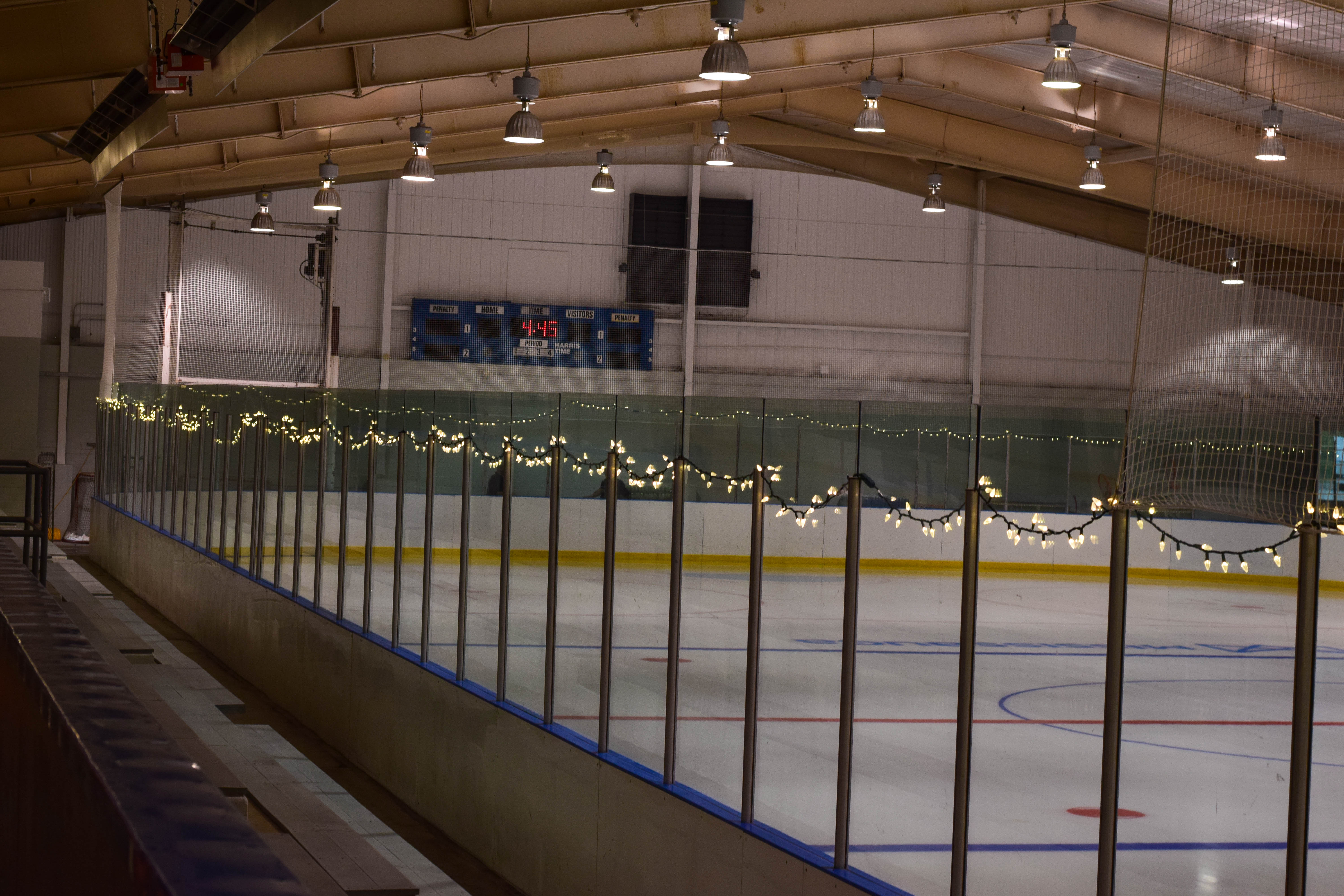 Free Skate and Swim on Family Day – February 20
