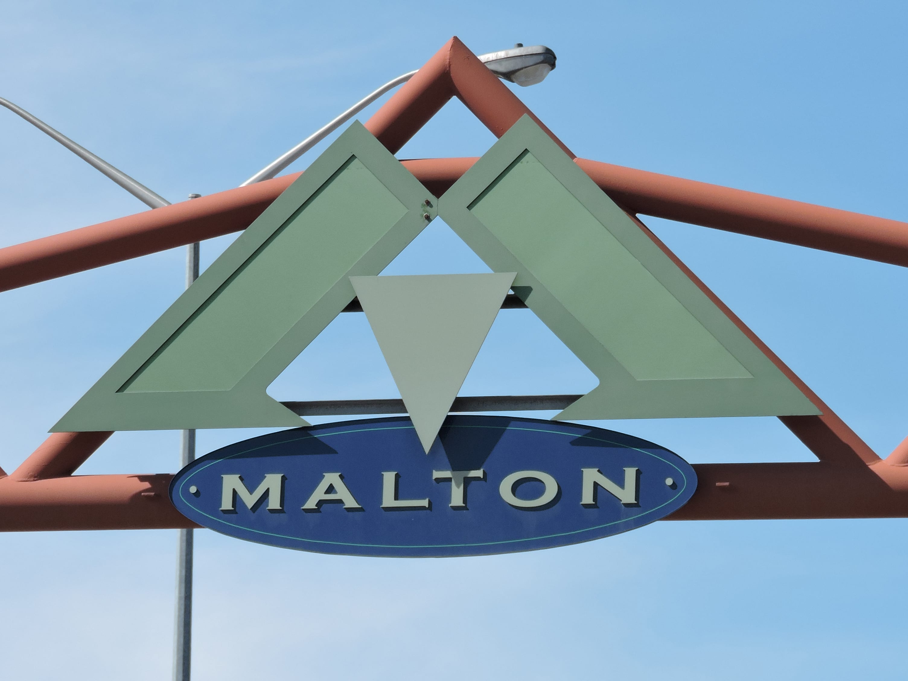 What do you think about the Malton arches?